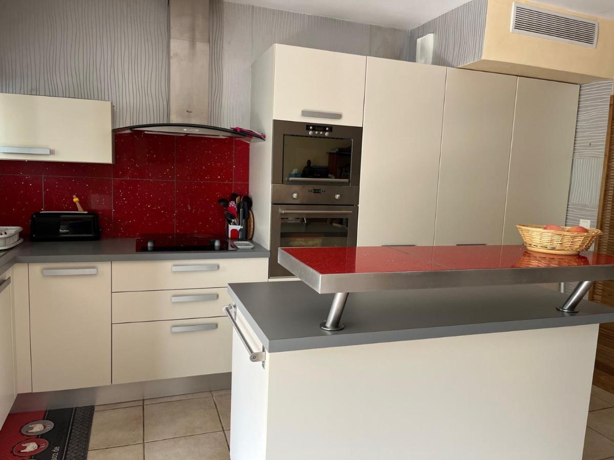 Saint-Raphael, Boulouris, F2 Dans Belle Residence 3 Piscines, Proche Bord De Mer エクステリア 写真